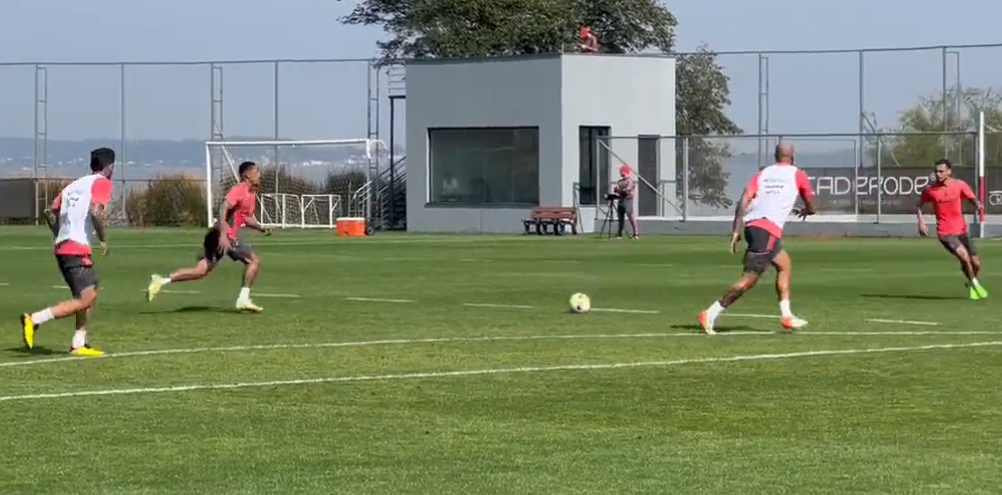 Mano foca na parte ofensiva e treino do Inter tem gol de Wanderson; confira