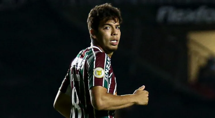 Rádio informa que Gustavo Nonato foi negociado com o futebol da Bulgária
