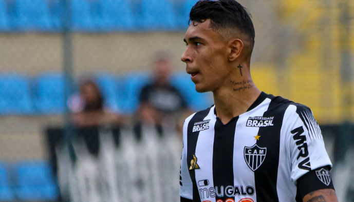 Time que quer Gustavo Nonato encaminha compra de zagueiro do Galo