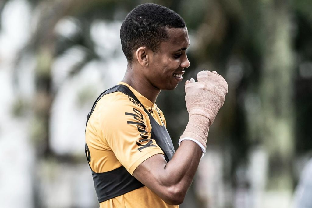 Santos perde mais um titular para o jogo contra o Inter