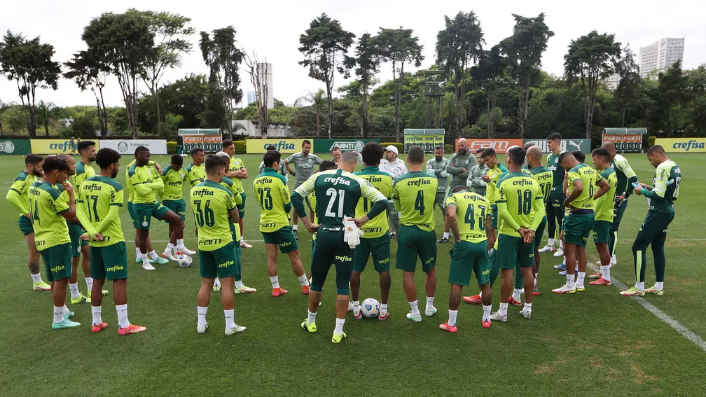 Adversário do Inter na briga pelo título do Brasileirão perde titular no restante da temporada