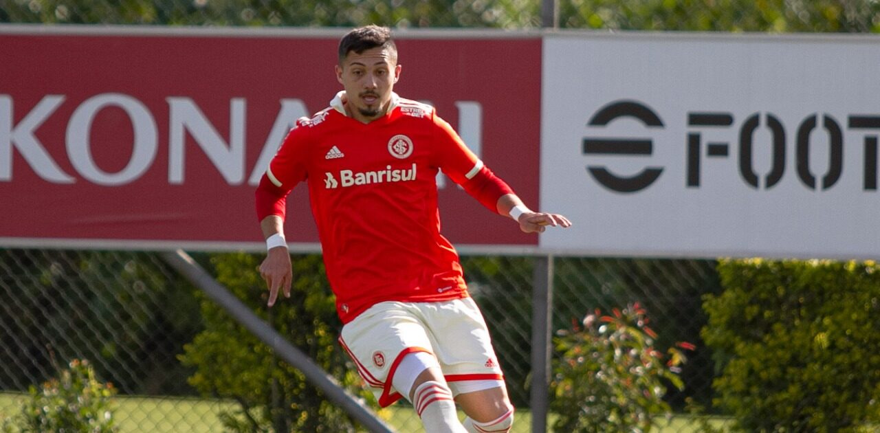 Diretor esportivo do Estoril confirma contratação de jovem do Inter