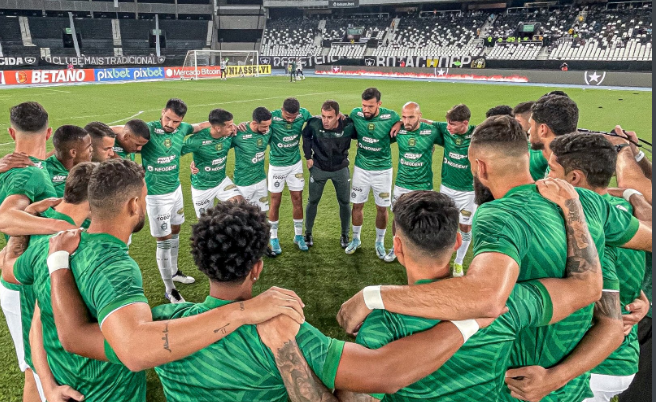 Saiba como foi a estreia de atacante emprestado pelo Inter