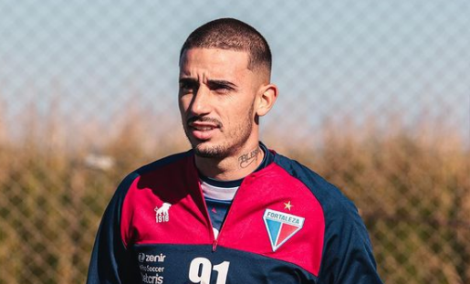 Thiago Galhardo faz postagem nas redes sociais  citando o Inter