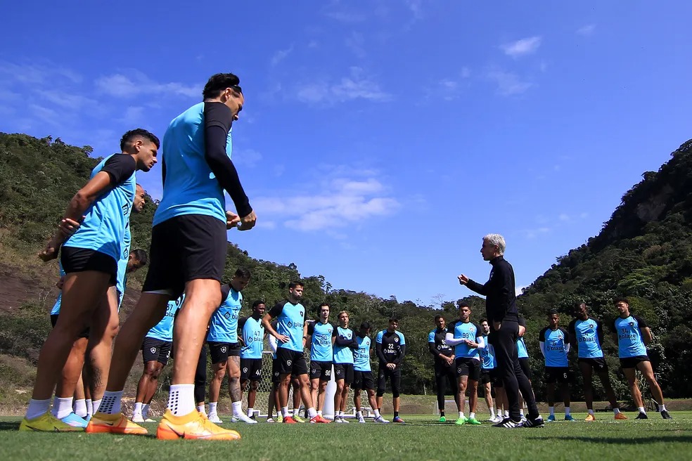 O provável time do Botafogo para enfrentar o Inter