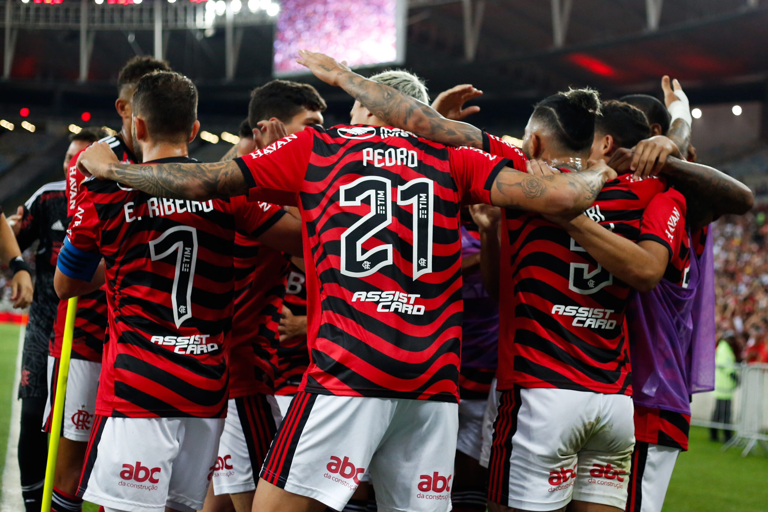 Como chega o Flamengo para o jogo contra o Inter