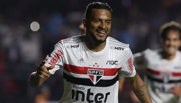 Representante de jogador especulado no Inter atualiza a situação