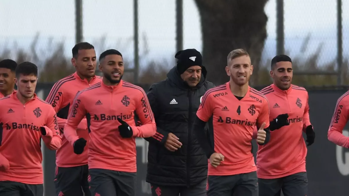 Pedro Henrique ou Wanderson? Veja os números da dupla