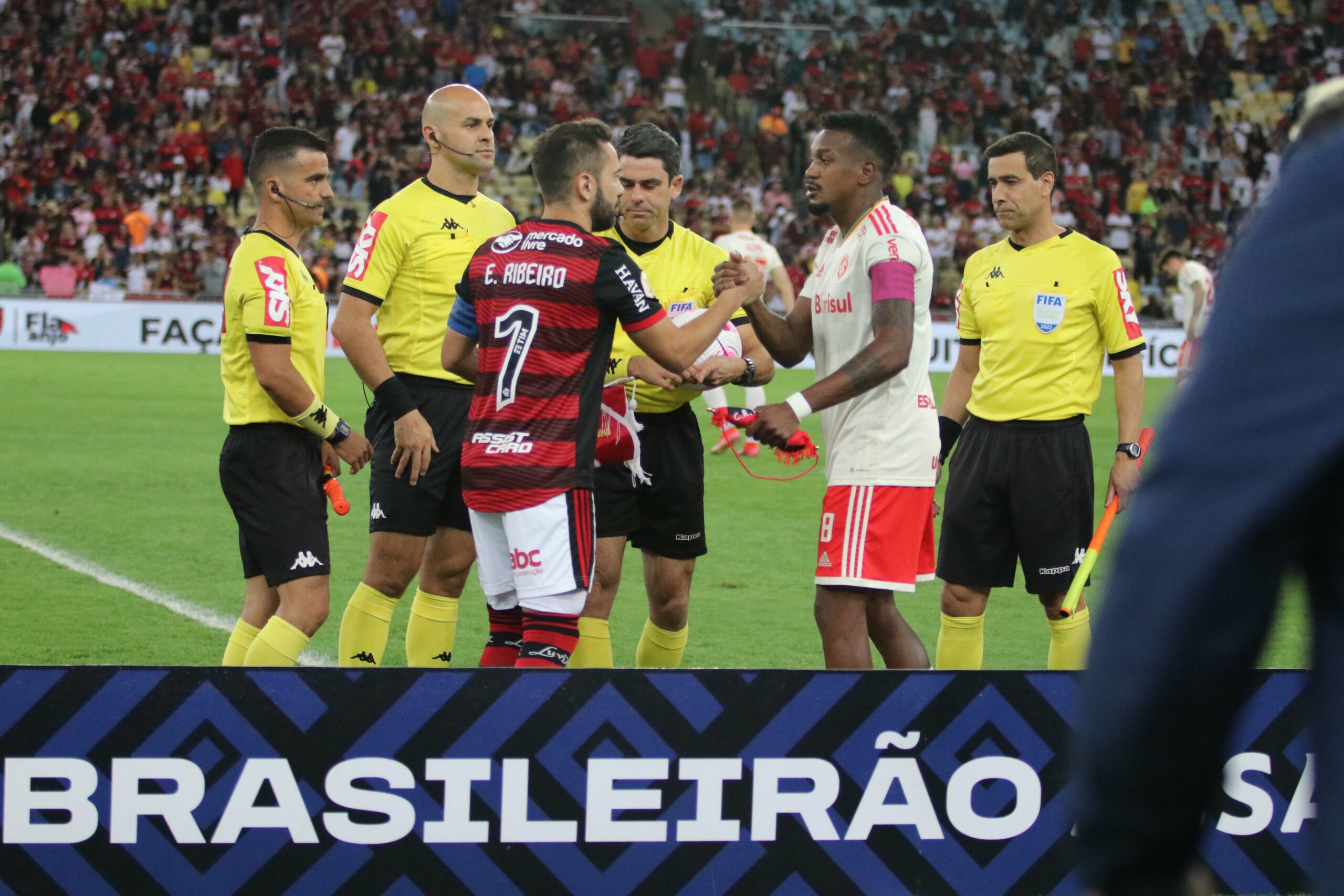 O comentário de Luís Roberto no jogo contra o Inter que irritou os torcedores do Flamengo
