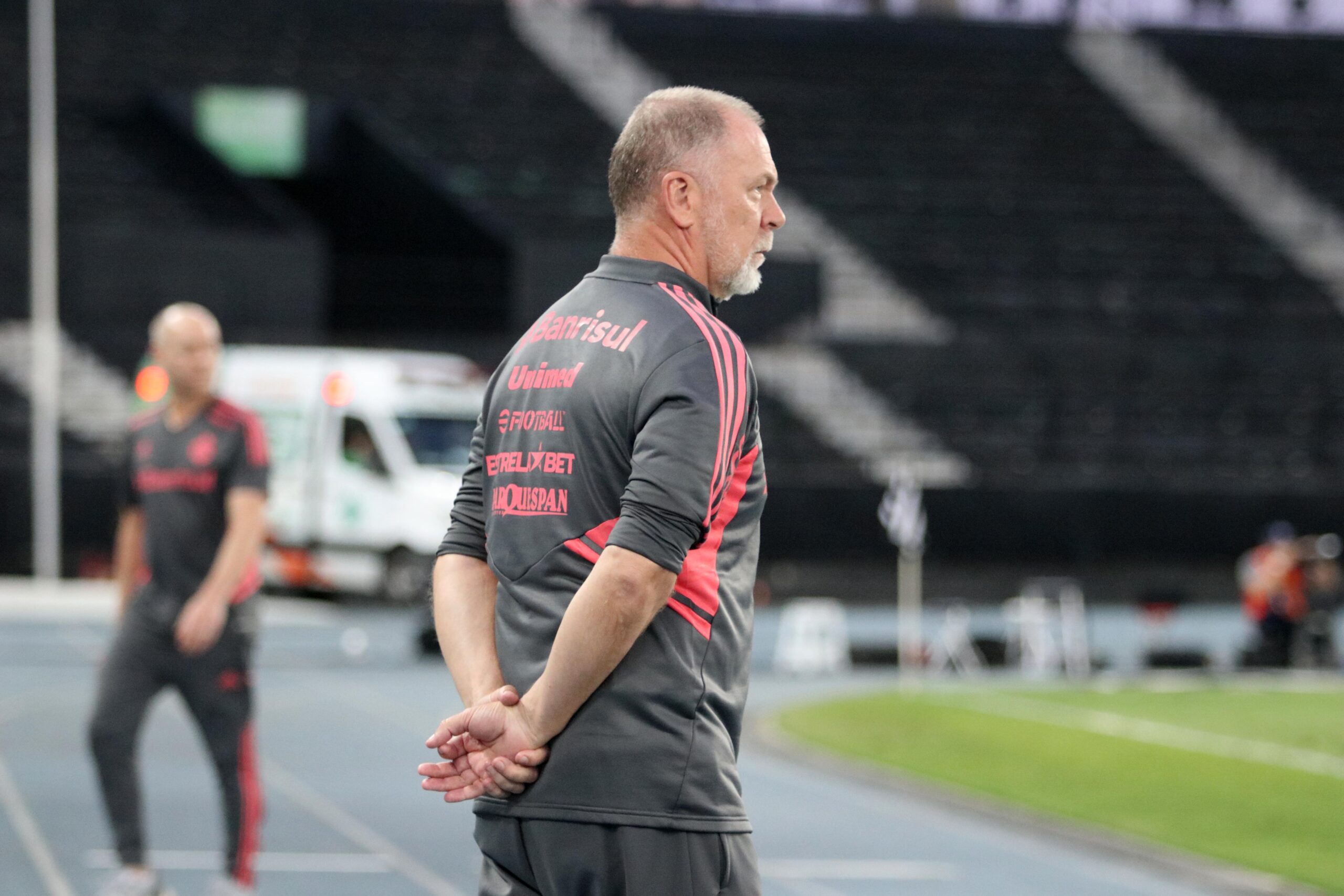 Inter tem três suspensos para o jogo contra o Coritiba