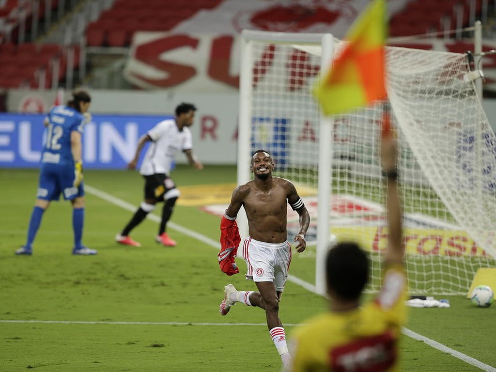 Saiba quantas vezes o Inter foi vice do Brasileirão na era de pontos corridos