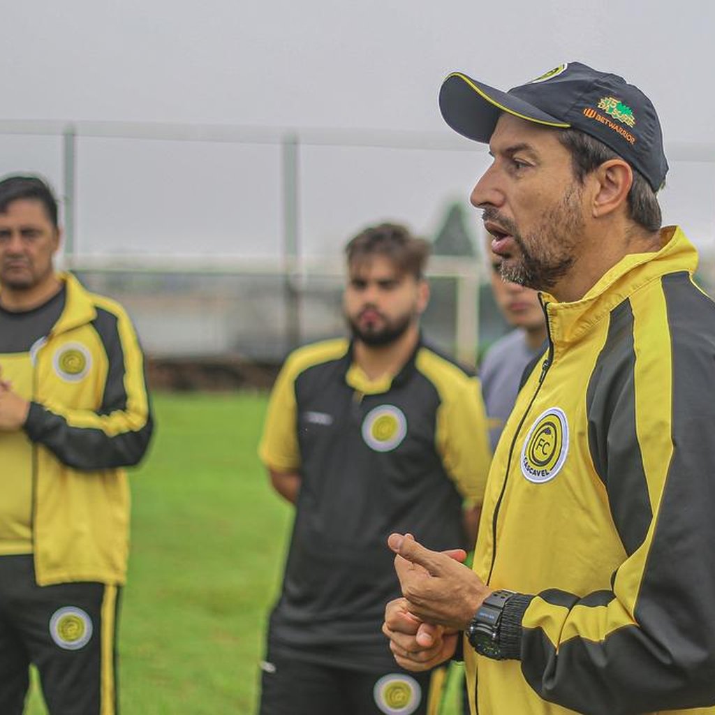 Ídolo de clube rival fala sobre possibilidade de treinar o Inter algum dia