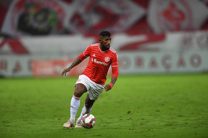 Flamengo faz dedicatória a ex-jogador do Inter