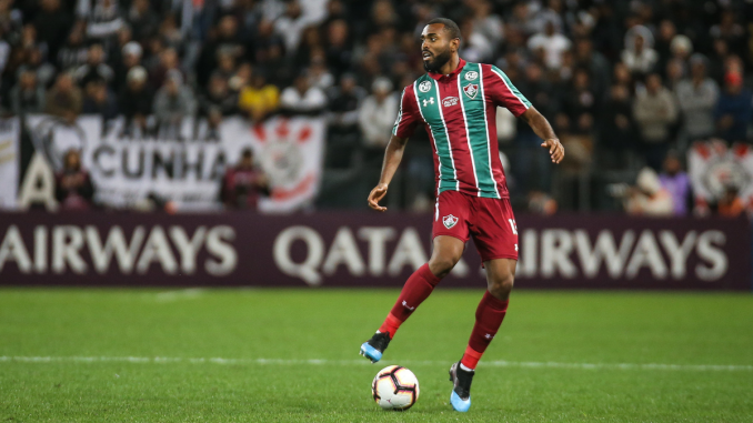 A dificuldade encontrada pelo Inter para fechar com reforço do Fluminense