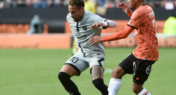 Inter faz consulta por Igor Silva, lateral-direito que atua na França