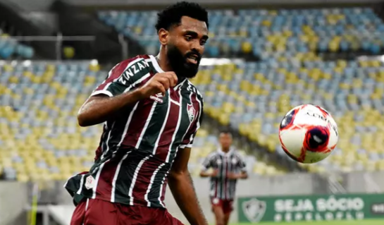 Inter tenta contratação de volante do Fluminense