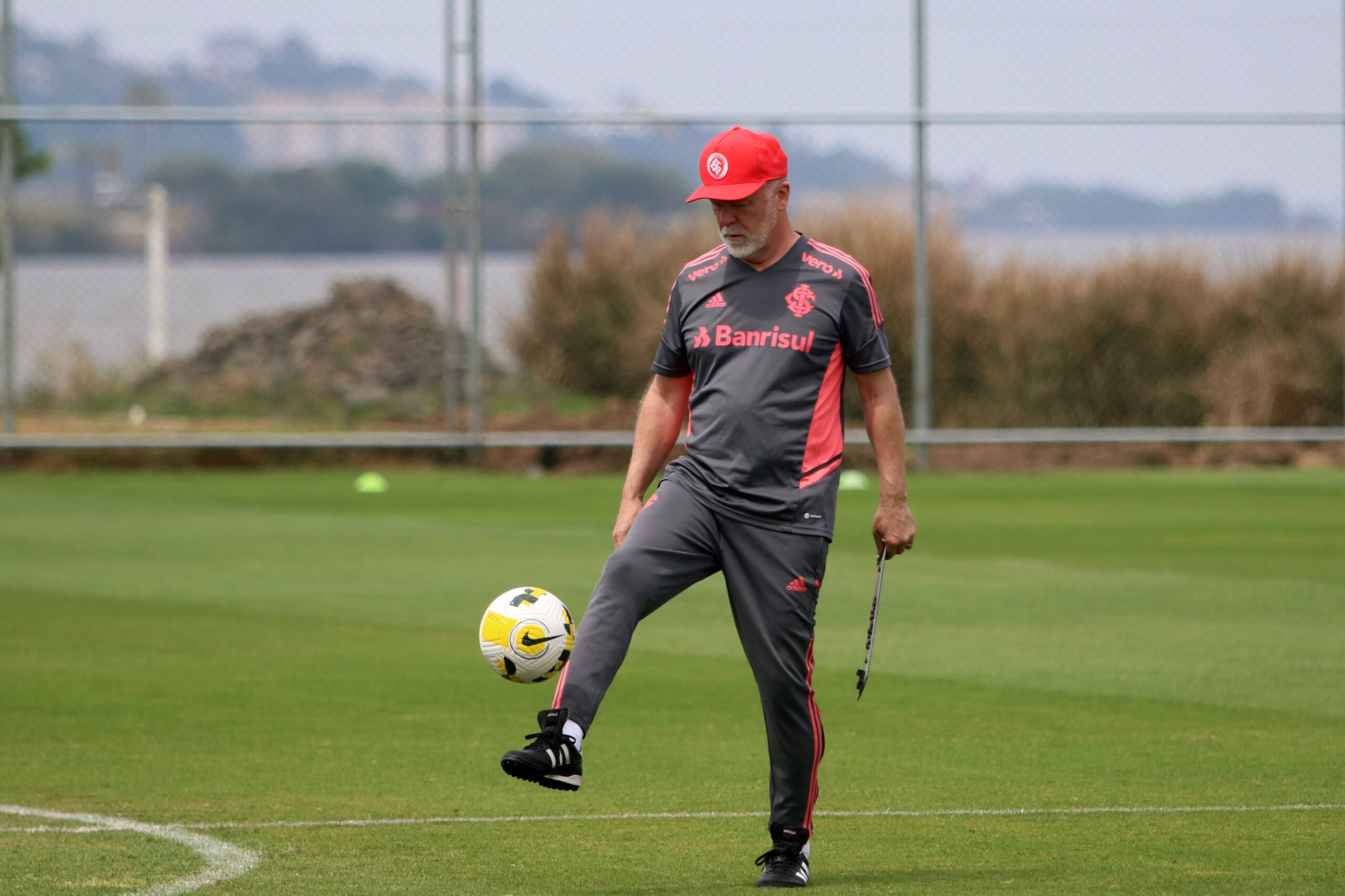 Os números de Mano Menezes pelo Inter na temporada