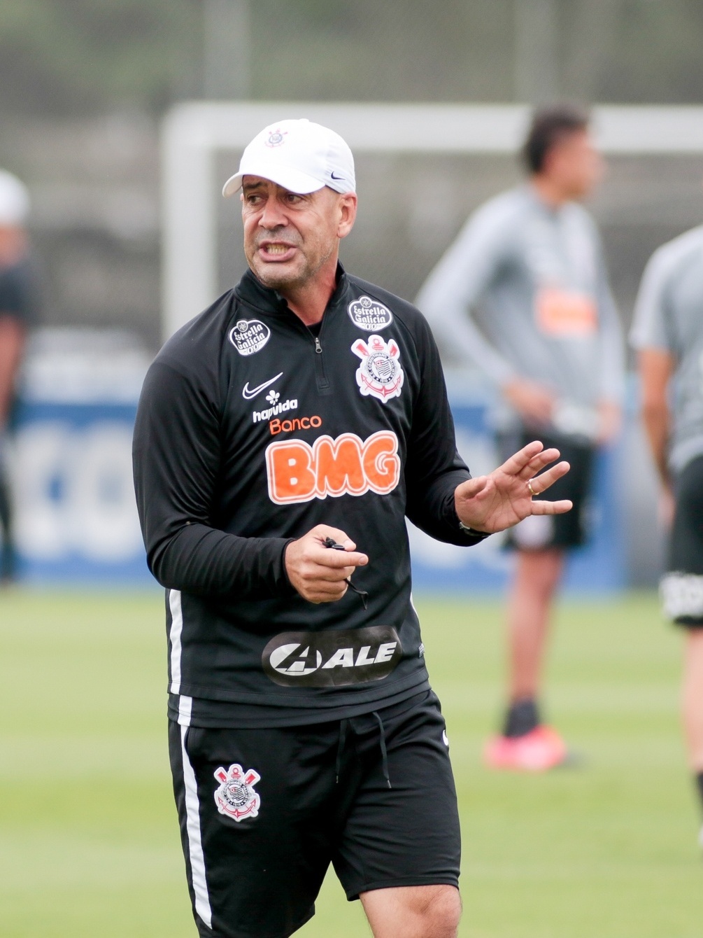 Inter inicia conversas e fica próximo de confirmar retorno de Flávio de Oliveira