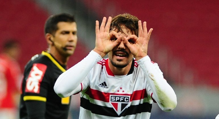 Inter quer Igor Gomes para repor possível saída de Mauricio