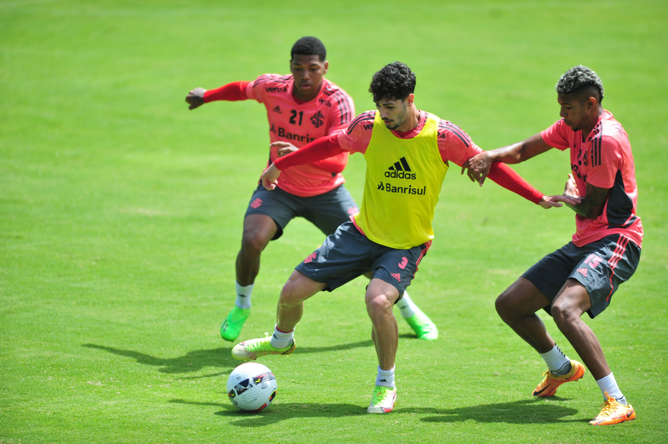 Inter realiza último treino com bola da primeira parte da pré-temporada