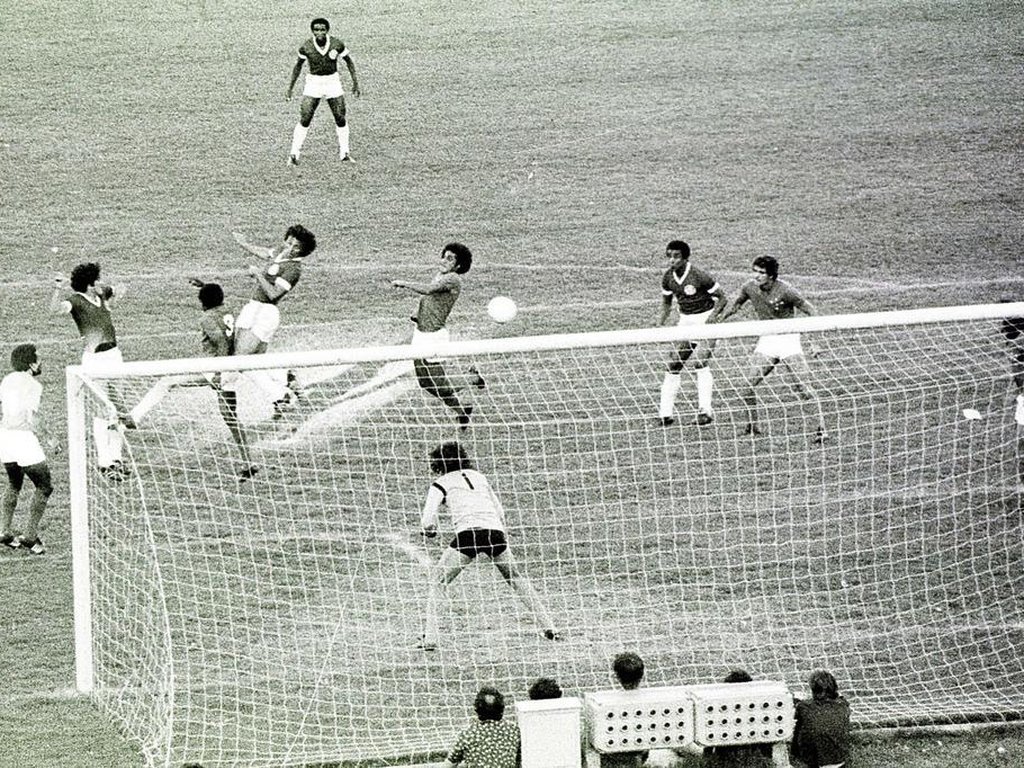 Inter agradece ídolo dos anos 70 nas redes sociais