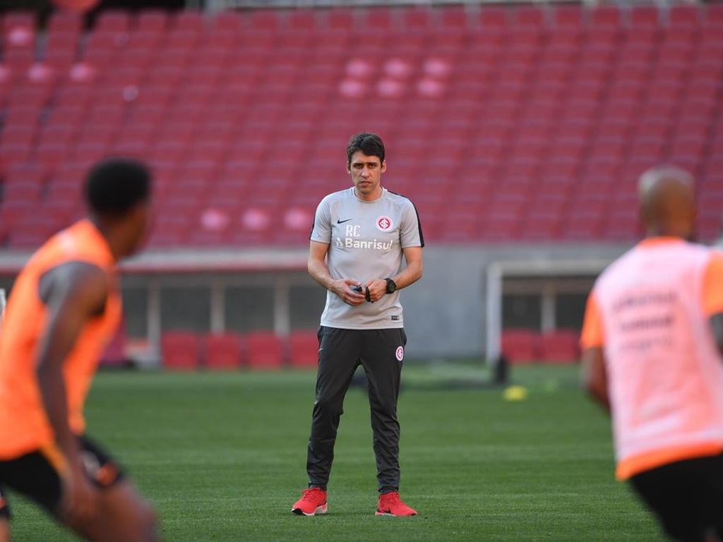 Ex-Inter irá comandar equipe que tem Deco como um dos donos