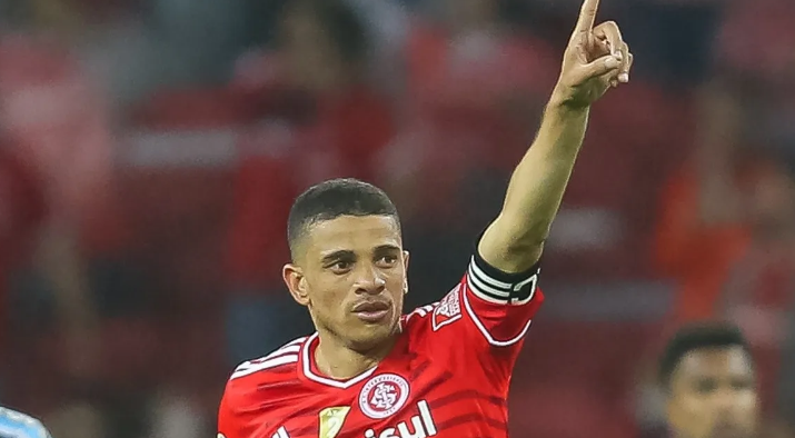 O que diz o empresário de Taison sobre o Corinthians