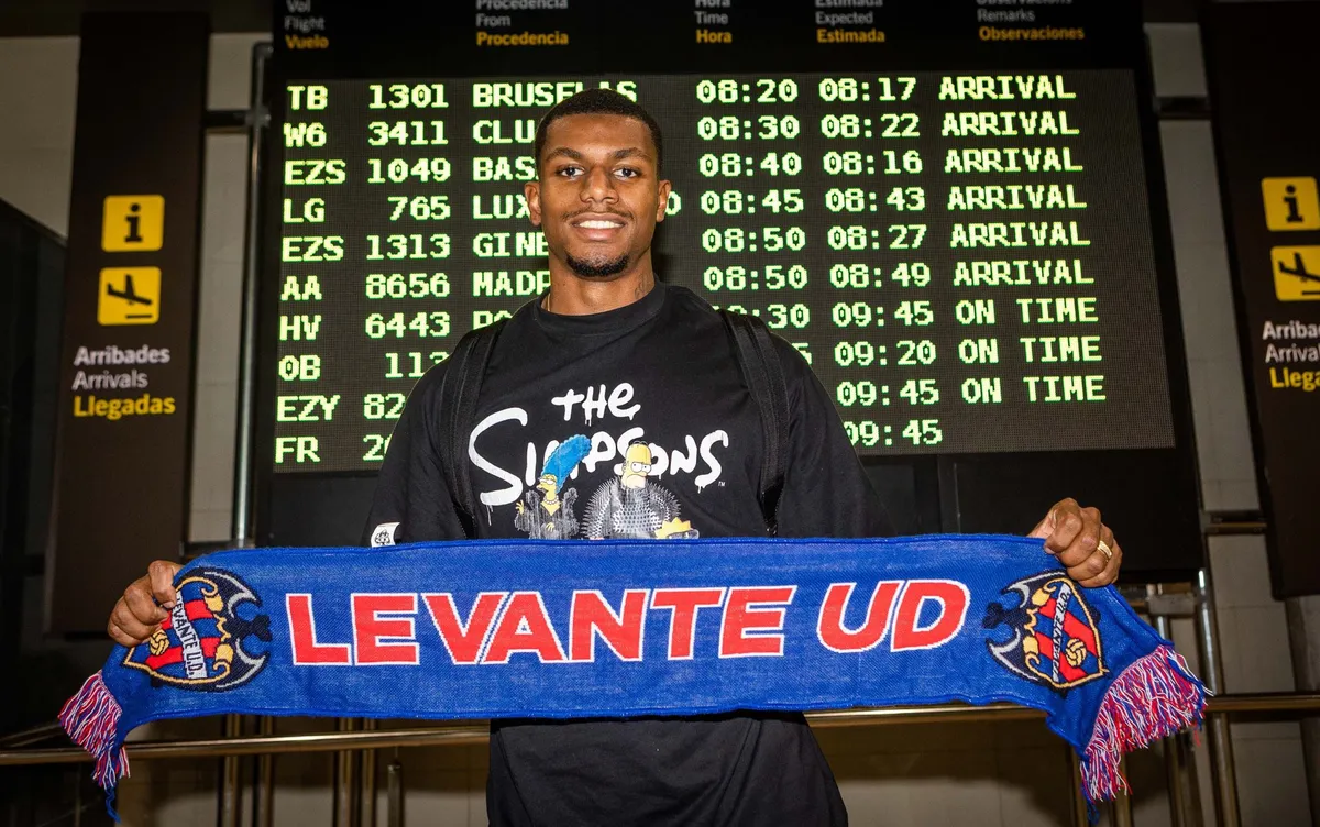 O ex-centroavante do Inter encerrará o ano vivendo seca de gols