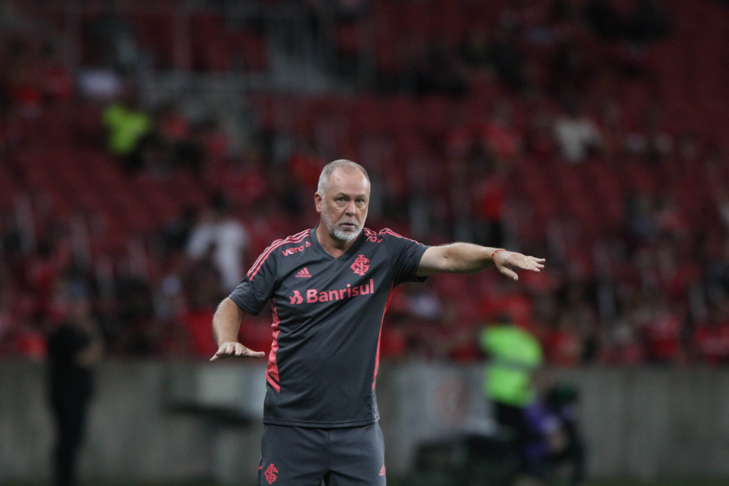 Vagner Martins: O time do Inter para o jogo contra o Caxias