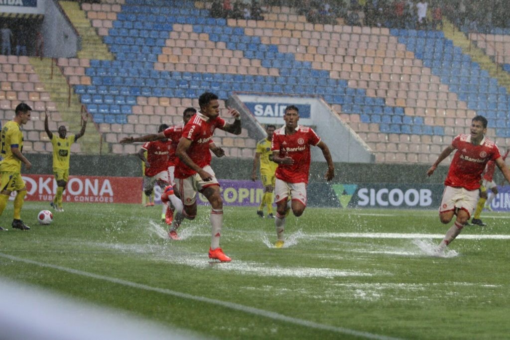 Dois jogadores se destacaram na estreia do Inter na Copinha