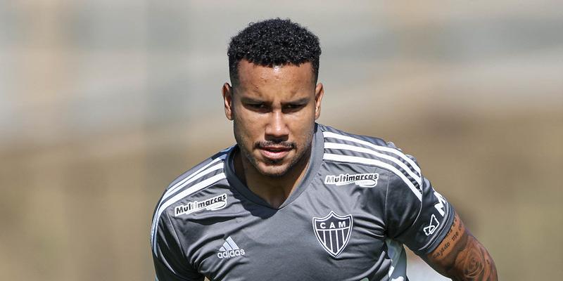 Vasco avança para contratar ex-Inter