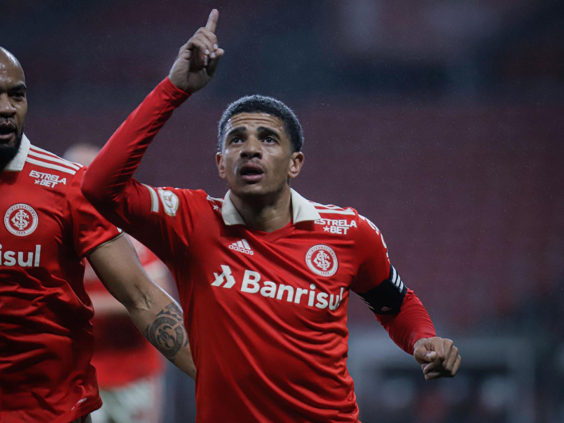 Taison revela o que precisa ser feito para seu retorno ao Inter acontecer nesta janela