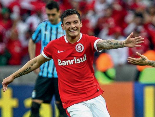 Exclusivo: Charles Aránguiz confirma quando irá vestir a camisa do Inter
