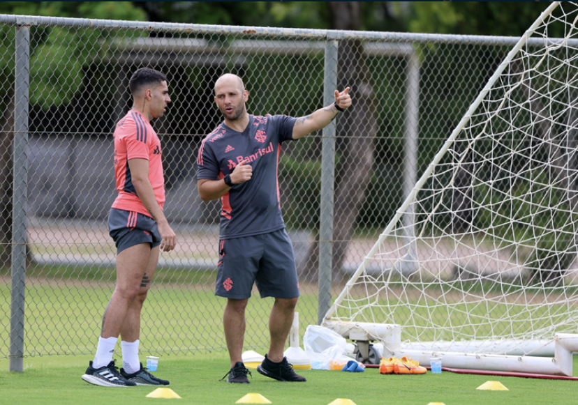 Jogador do Inter volta aos gramados pela primeira vez em 5 meses
