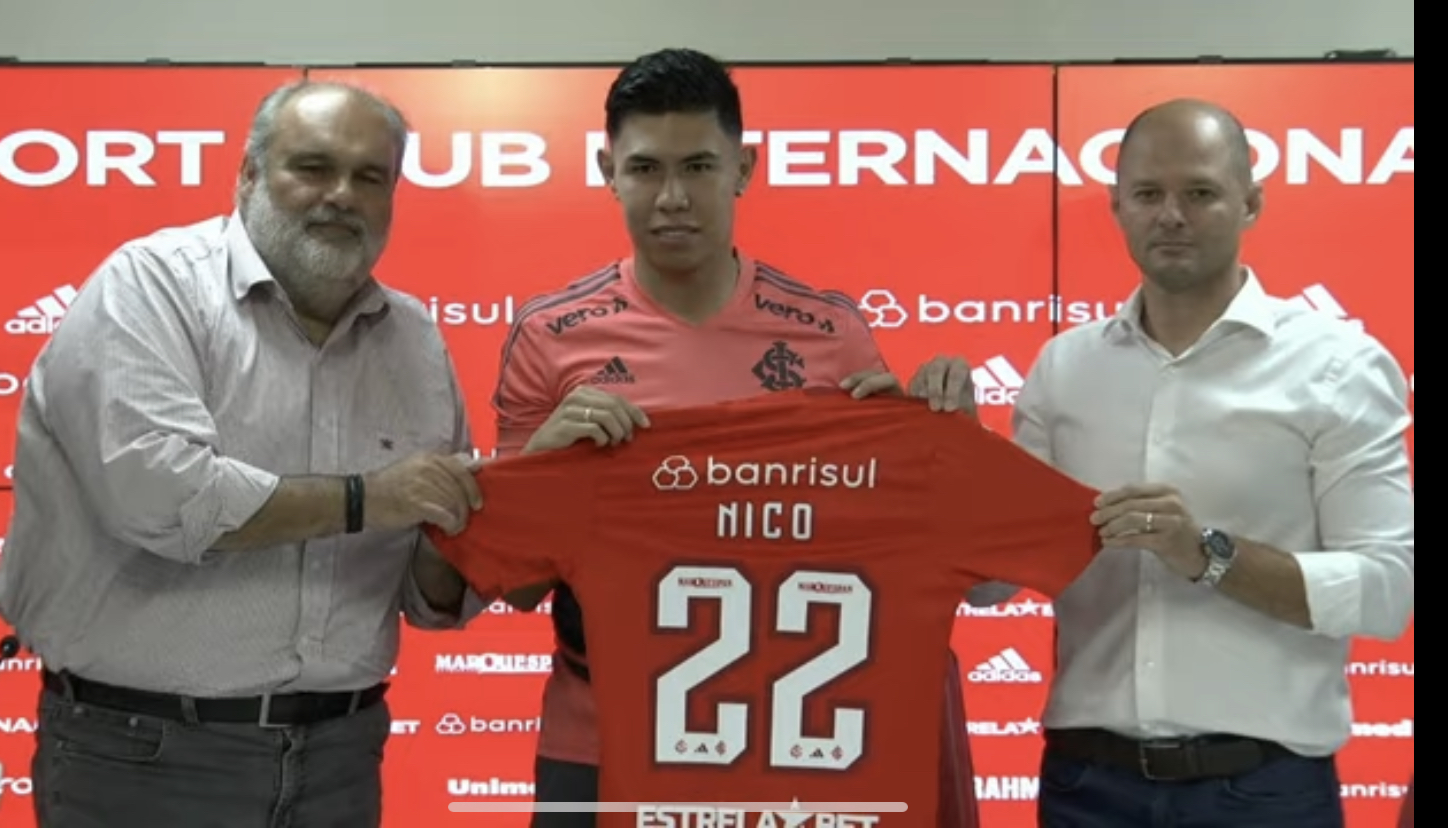 Nico Hernández é apresentado pelo Inter e diz se espelhar em outros colombianos que passaram pelo clube