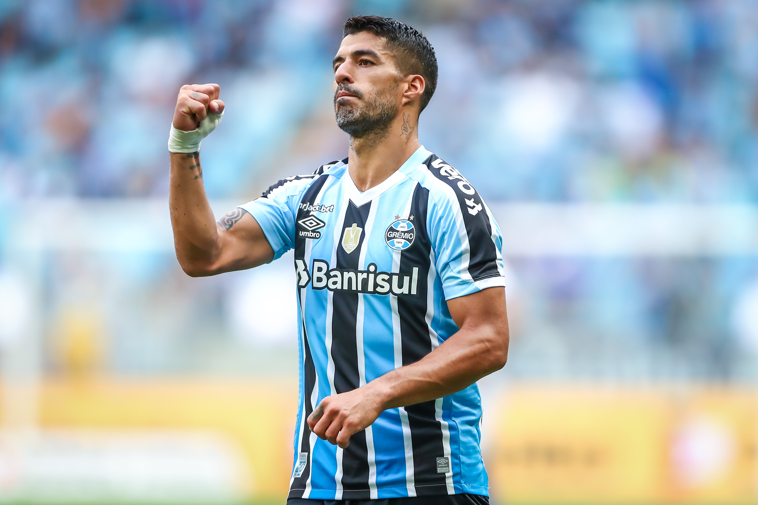 Suárez marca dois e iguala número de gols do Pedro Henrique no Gauchão