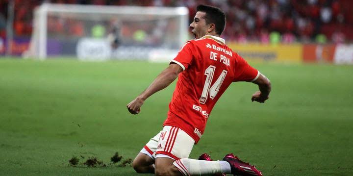 Entenda como Carlos de Pena poderá “enfrentar” o Inter nos próximos dias
