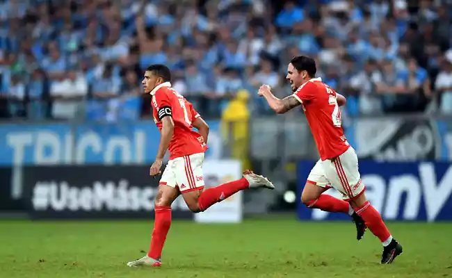 Inter vai em busca do quarto clássico sem perder na Arena