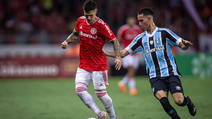 As prováveis escalações da dupla Gre-Nal para o clássico de domingo