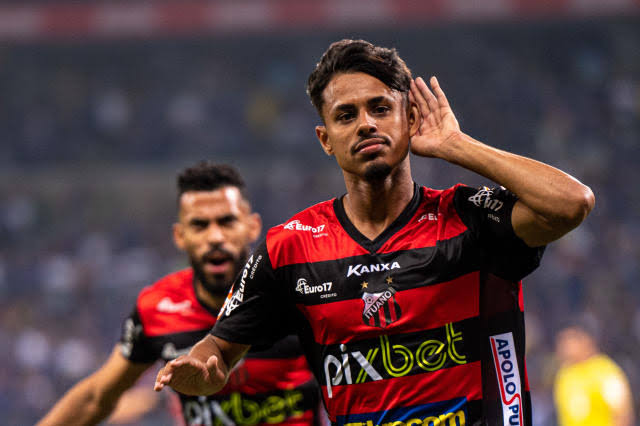 Confirmado: Inter fez proposta por Gabriel Barros