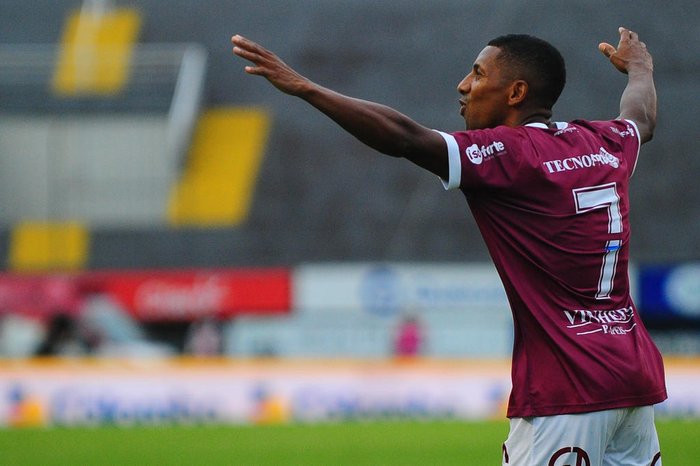 Dirigente do Caxias confirma procura do Inter por destaque da equipe no Gauchão