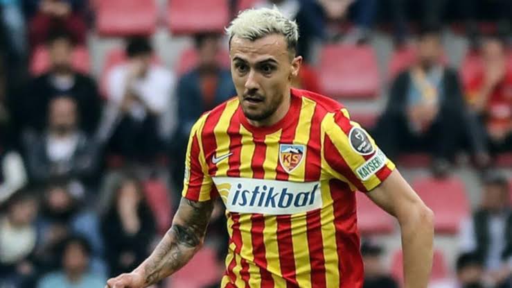 Gustavo Campanharo rescinde contrato e será jogador do Inter