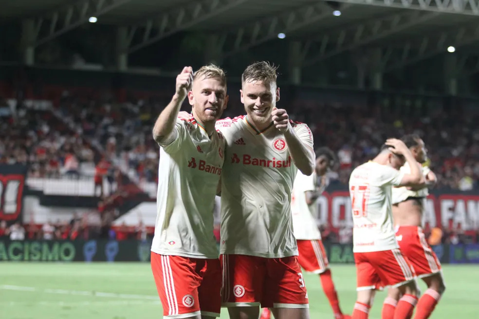 Ceará encaminha contratação de ex-Inter
