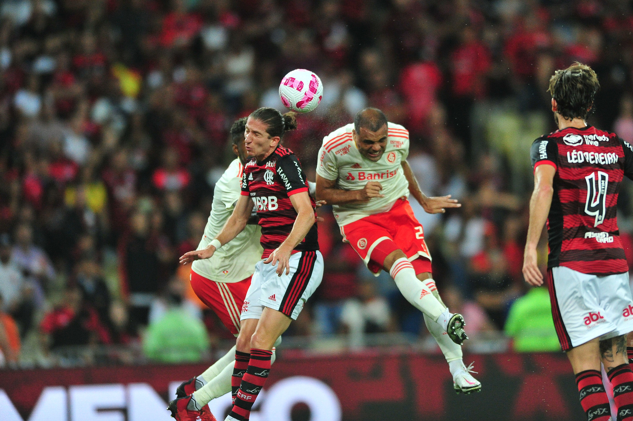 A vitória que o Inter usa de inspiração para bater o Flamengo no Maracanã