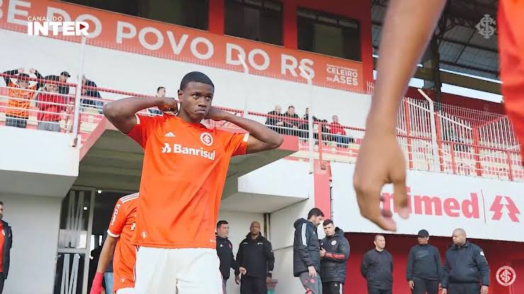 O centroavante do Inter que fez gol e vai decidir título contra a Argentina