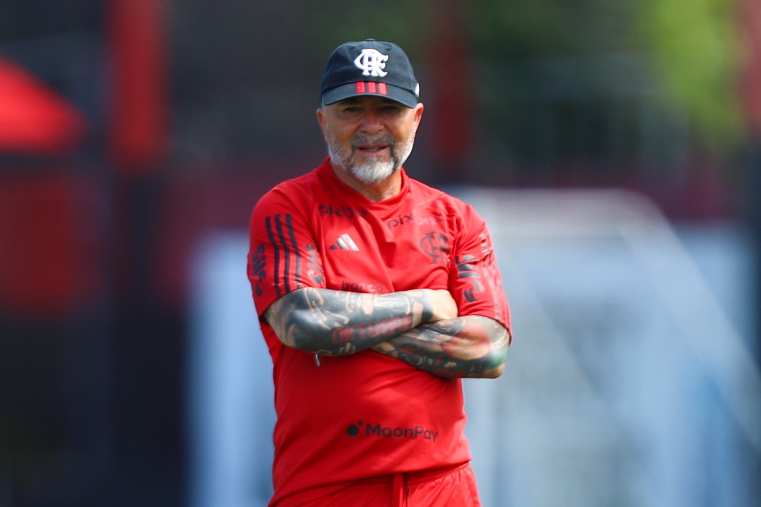 De olho no adversário: Após soco em atacante, comissão técnica do Flamengo pode ser desligada
