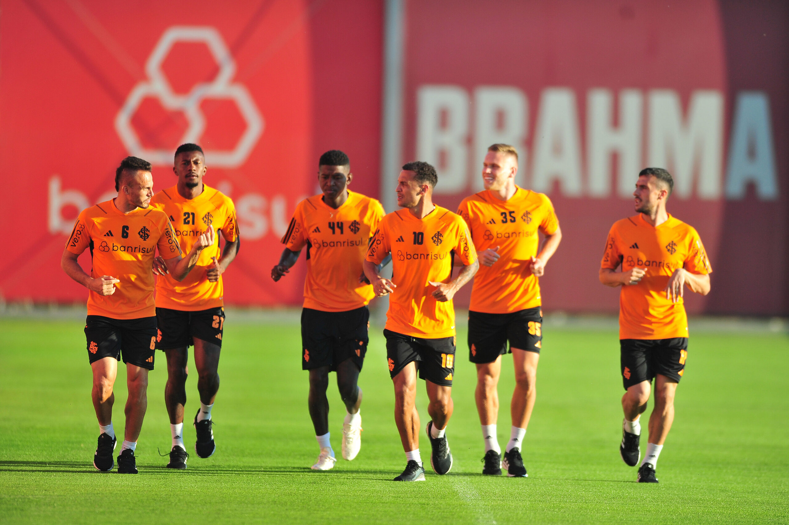 Sobre o treino fechado do Inter neste sábado