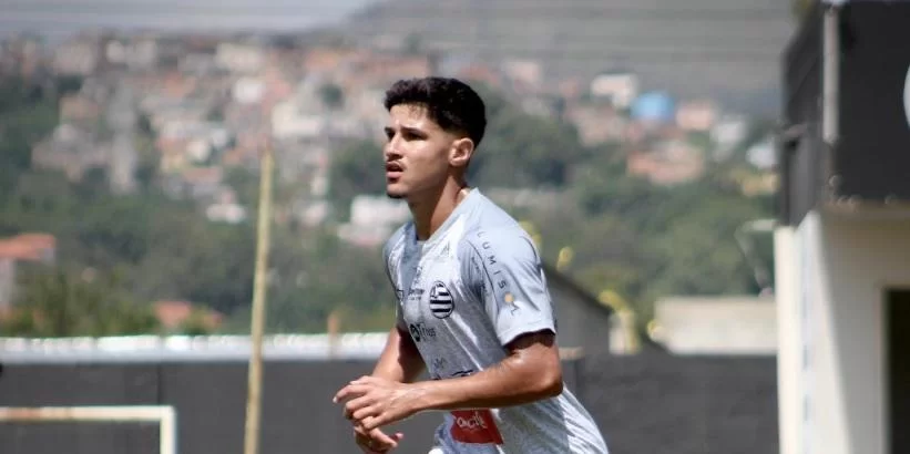 Entenda a postagem do volante que está acertado com o Inter