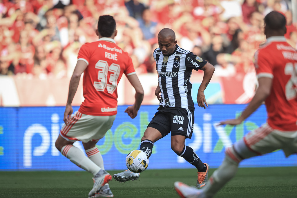 - Pedro Souza / Atlético
