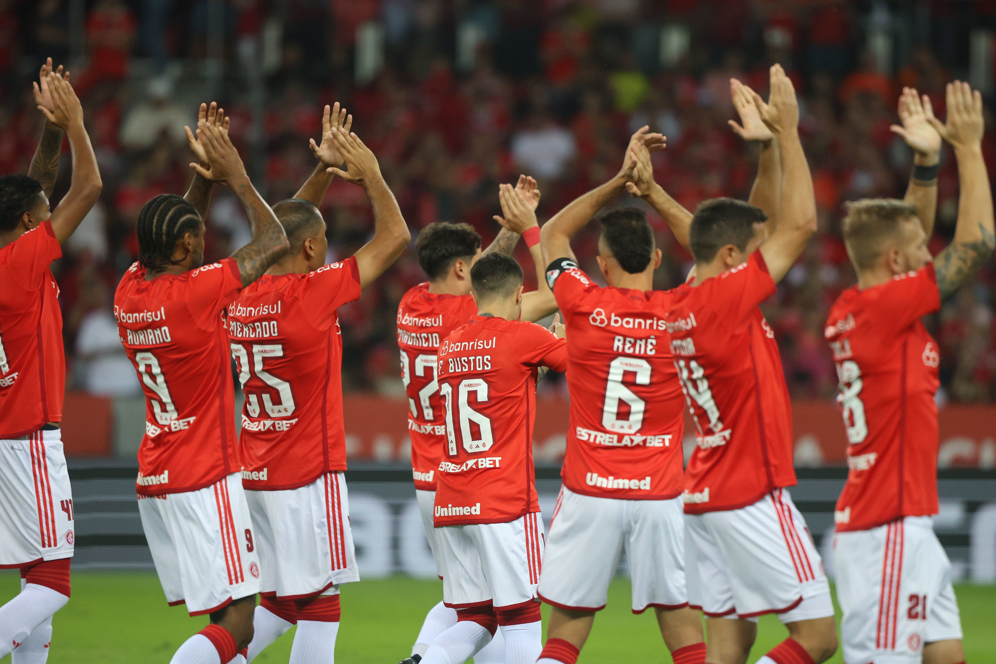 A ajuda que o Inter recebeu de dois ex-jogadores do clube
